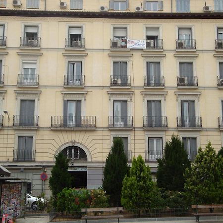 Hostal Zamora Madrid Exterior photo