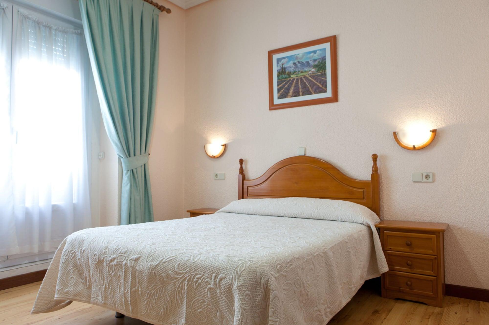 Hostal Zamora Madrid Exterior photo