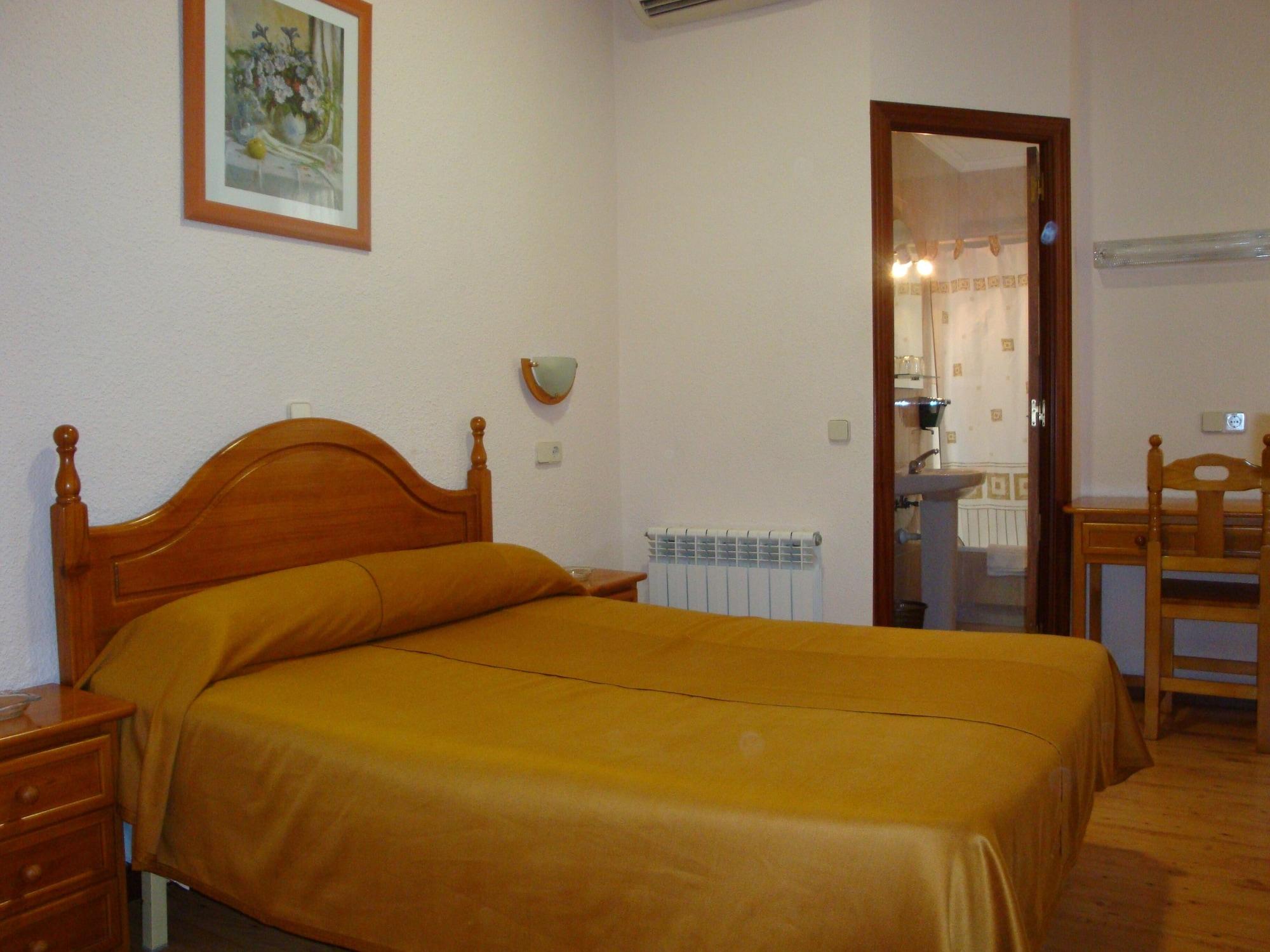Hostal Zamora Madrid Exterior photo