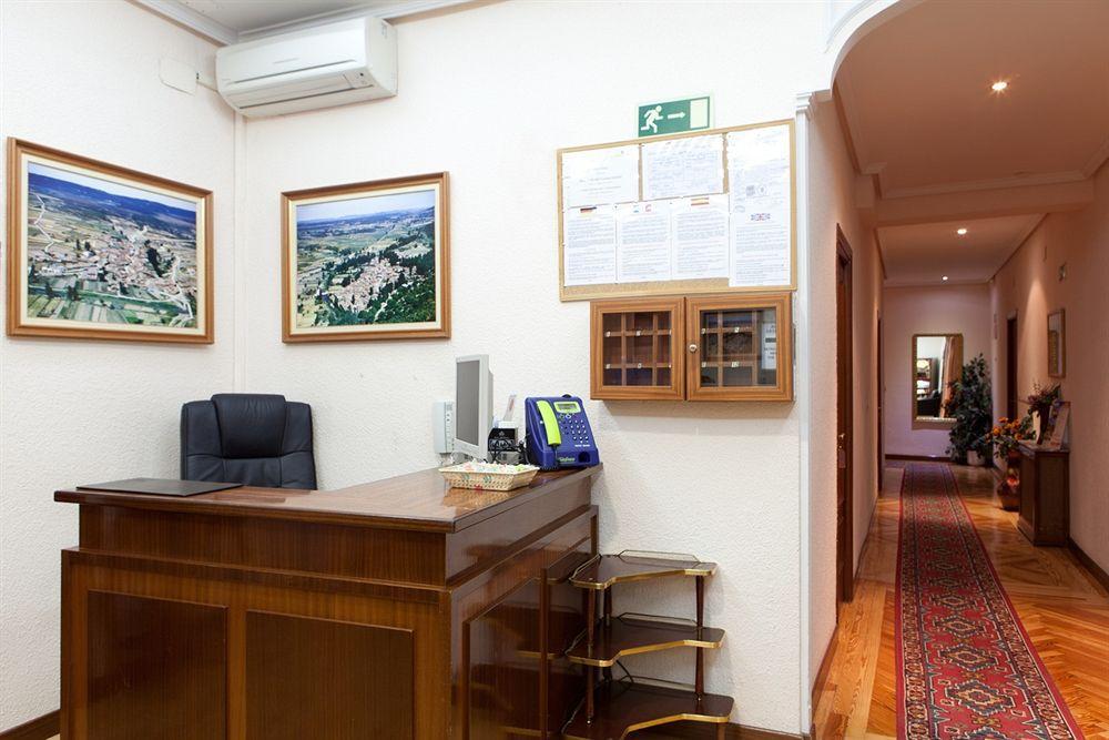 Hostal Zamora Madrid Exterior photo