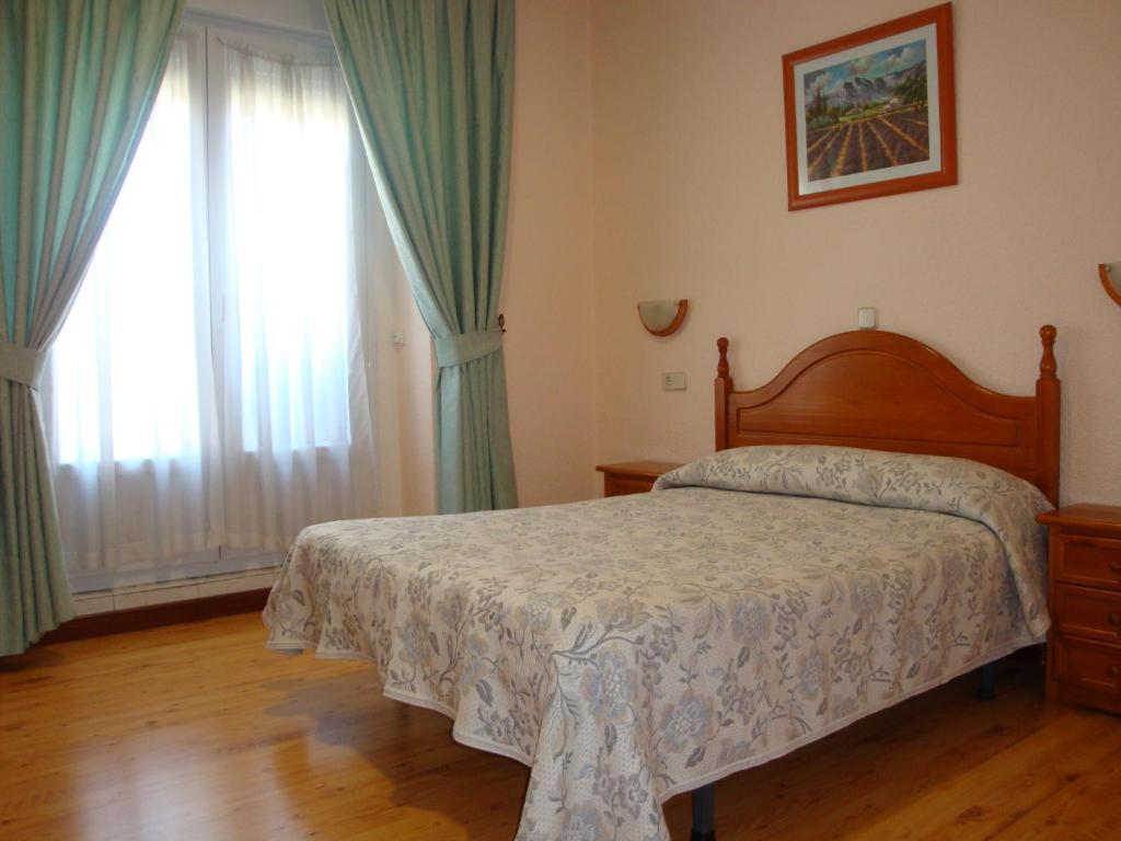 Hostal Zamora Madrid Room photo